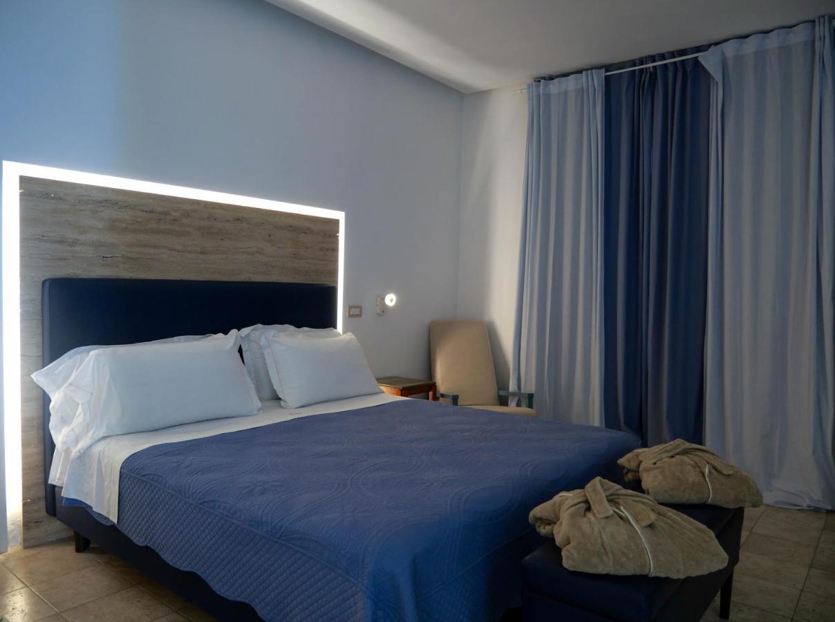 Hotel Saint Joseph Salerno Esterno foto