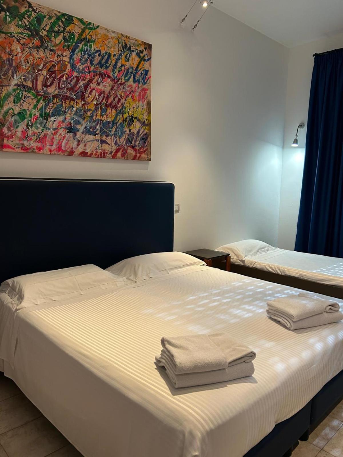 Hotel Saint Joseph Salerno Esterno foto