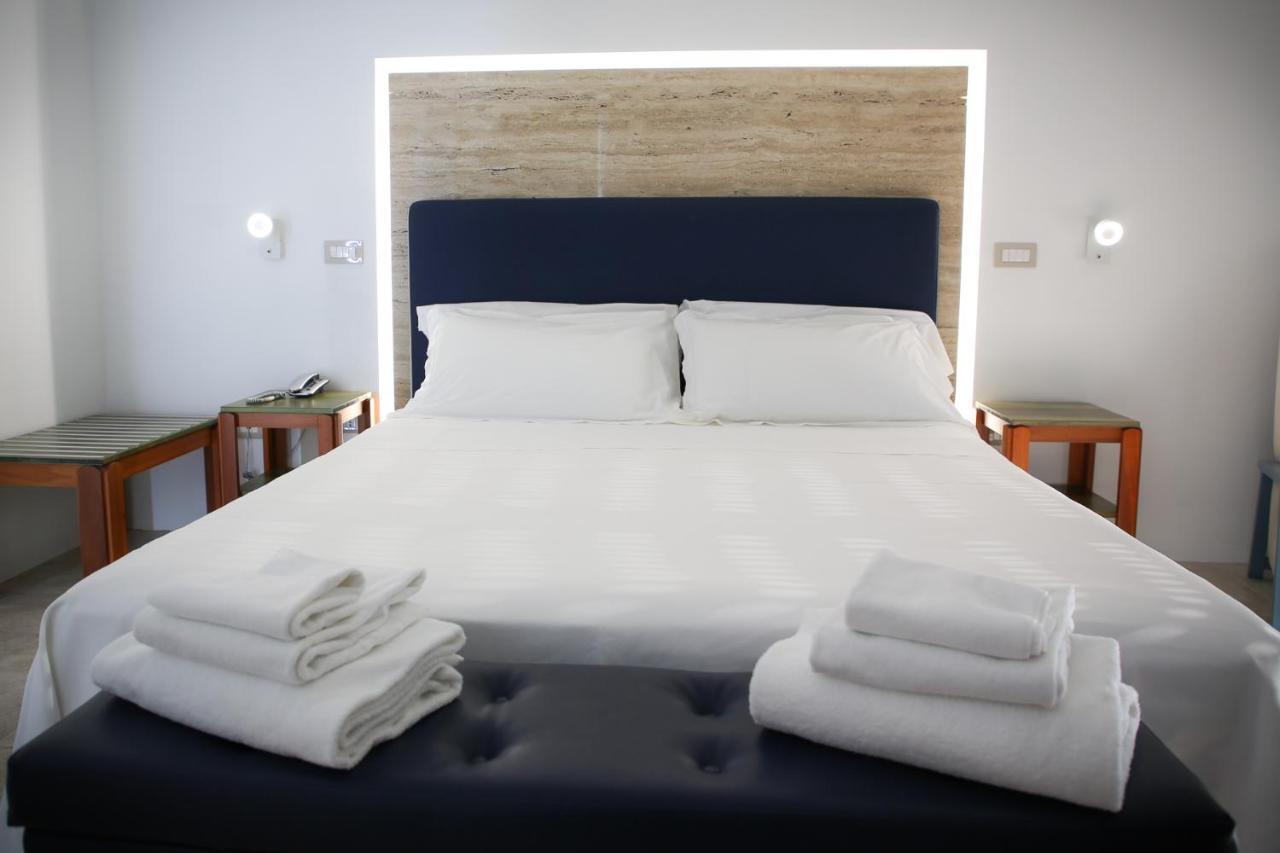 Hotel Saint Joseph Salerno Esterno foto